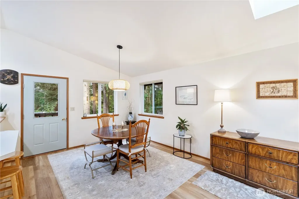 4372 Holcomb Street Port Townsend WA 98368