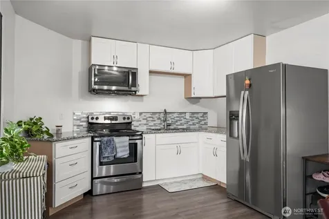3919 97th Avenue E Edgewood WA 98371