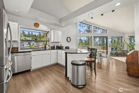 3919 97th Avenue E Edgewood WA 98371