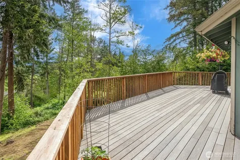 3919 97th Avenue E Edgewood WA 98371