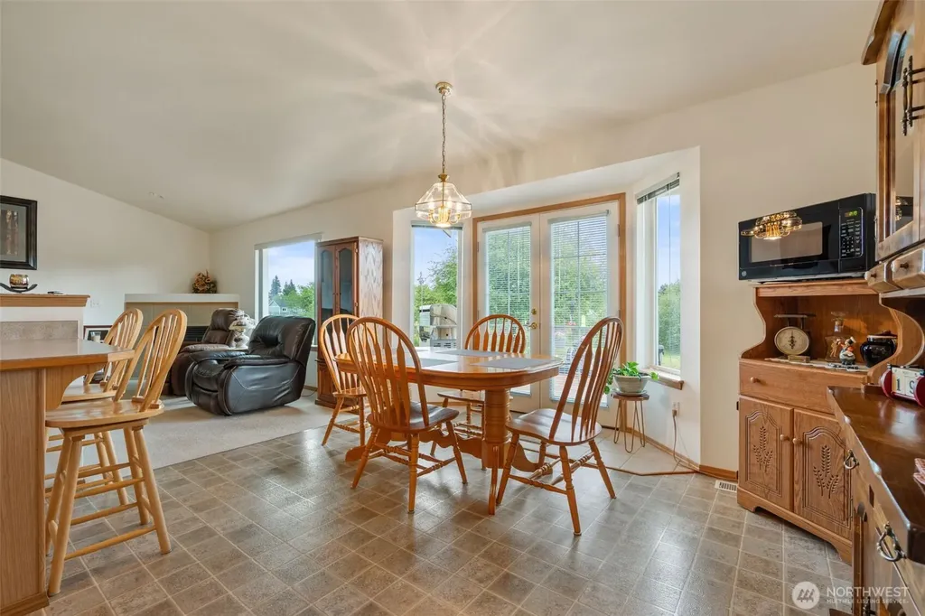 17927 Daryl Lane SW Rochester WA 98579