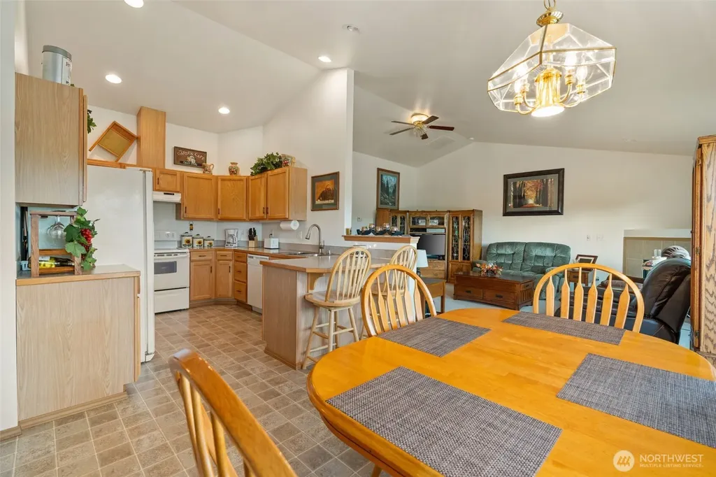 17927 Daryl Lane SW Rochester WA 98579