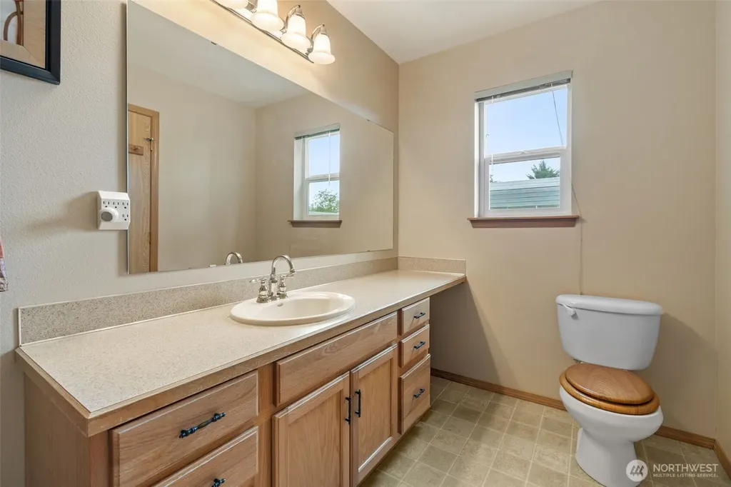 17927 Daryl Lane SW Rochester WA 98579