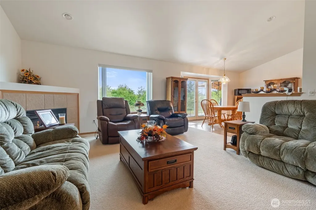 17927 Daryl Lane SW Rochester WA 98579
