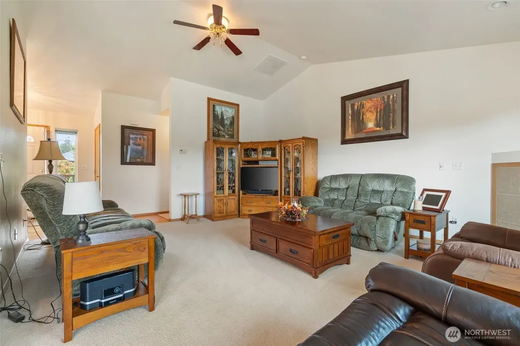 17927 Daryl Lane SW Rochester WA 98579