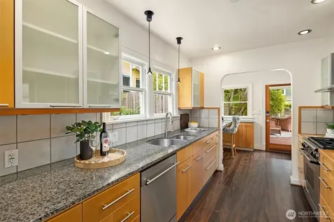 2522 31st Avenue S Seattle WA 98144
