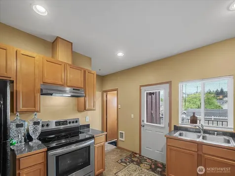 3113 S 45th Street Tacoma WA 98409