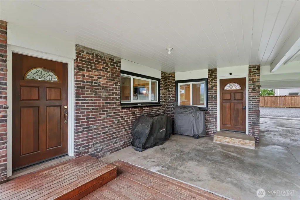6119 209th Street NE Arlington WA 98223