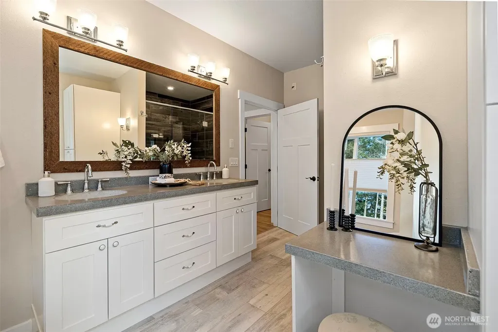 10128 Merlins Lane NW Bremerton WA 98312