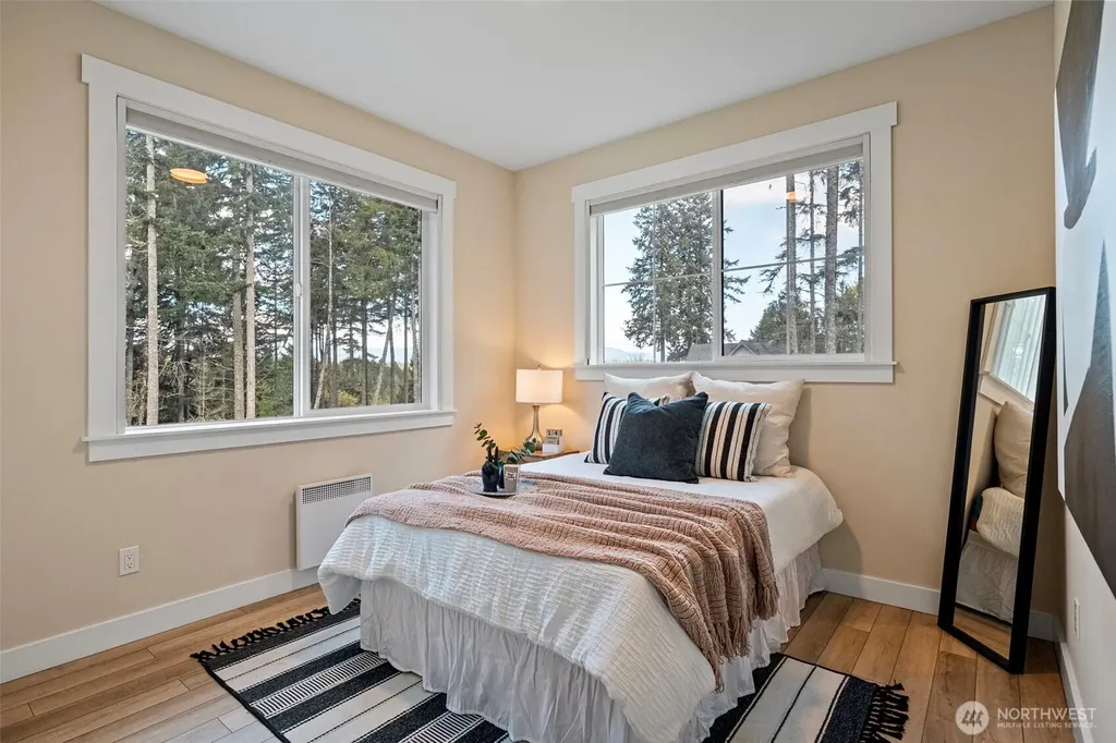 10128 Merlins Lane NW Bremerton WA 98312