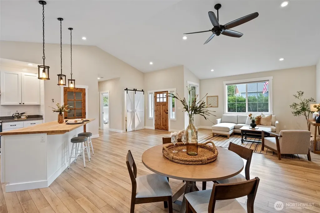10128 Merlins Lane NW Bremerton WA 98312