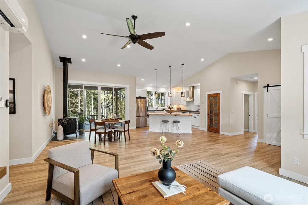 10128 Merlins Lane NW Bremerton WA 98312