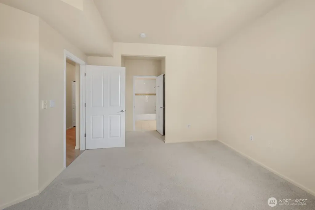 2244 132nd Avenue SE Bellevue WA 98005