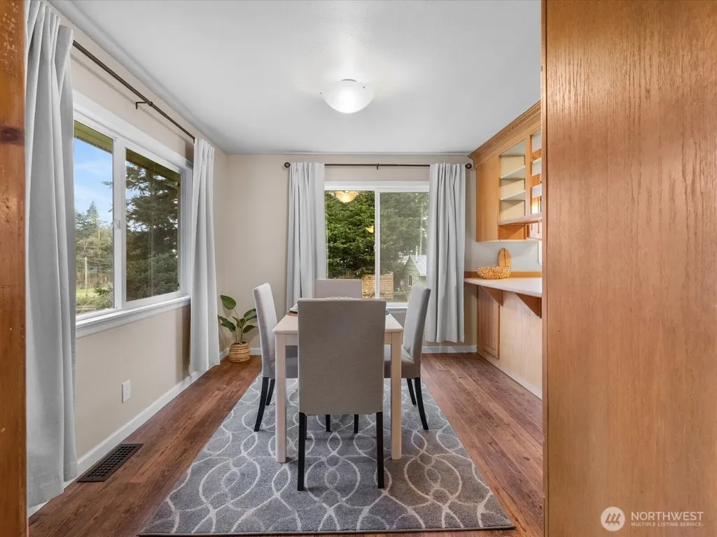 207 Fort Casey Road Coupeville WA 98239