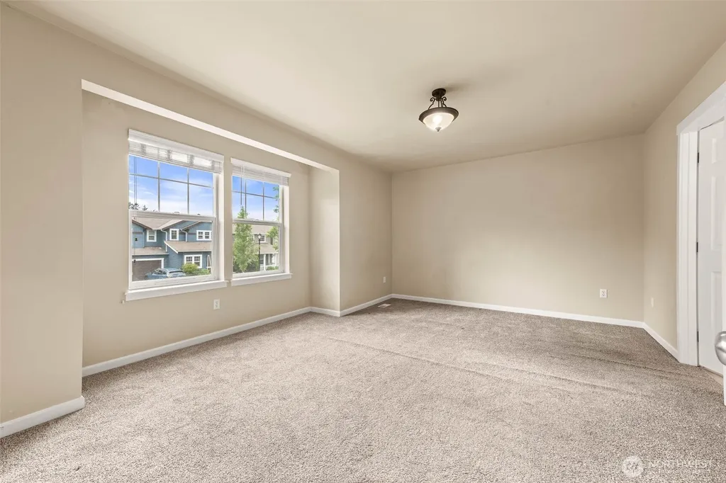 7076 Prism Street SE Lacey WA 98513