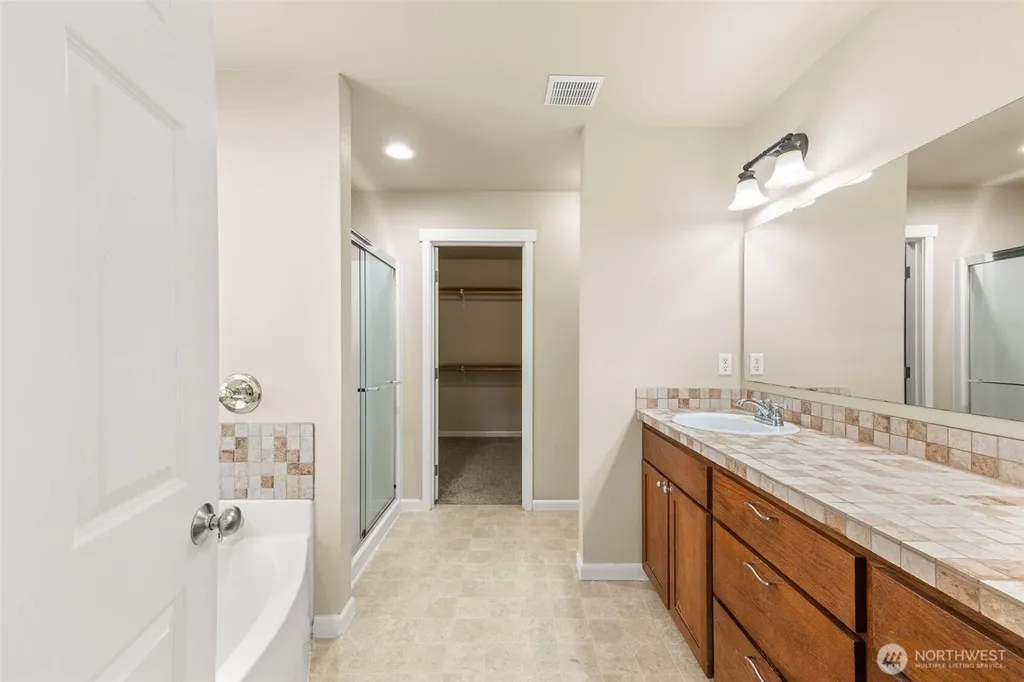 7076 Prism Street SE Lacey WA 98513