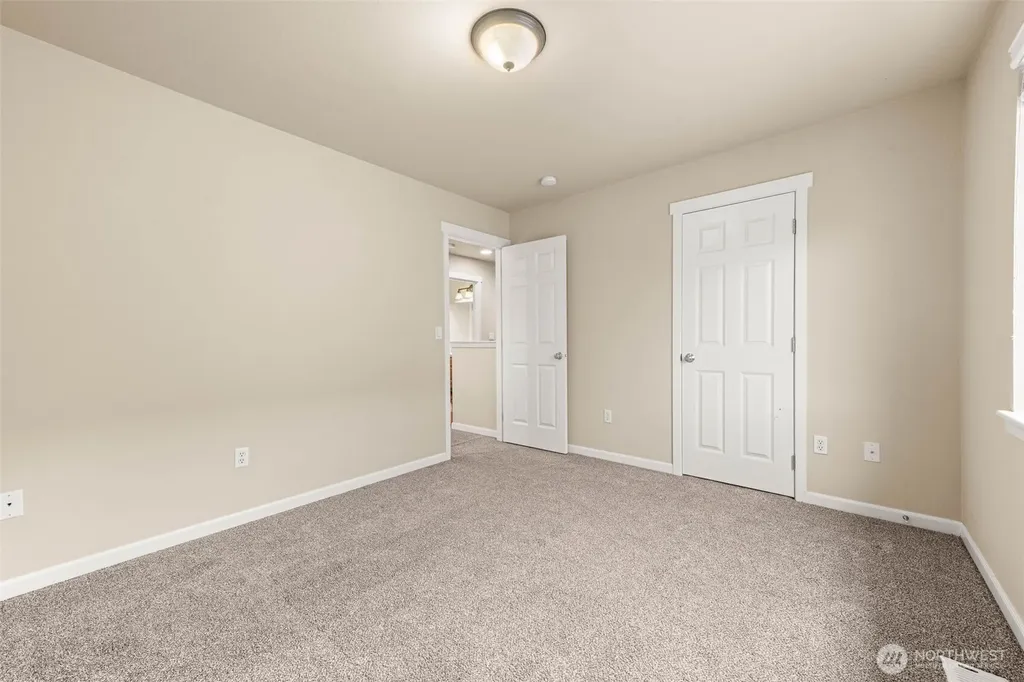 7076 Prism Street SE Lacey WA 98513