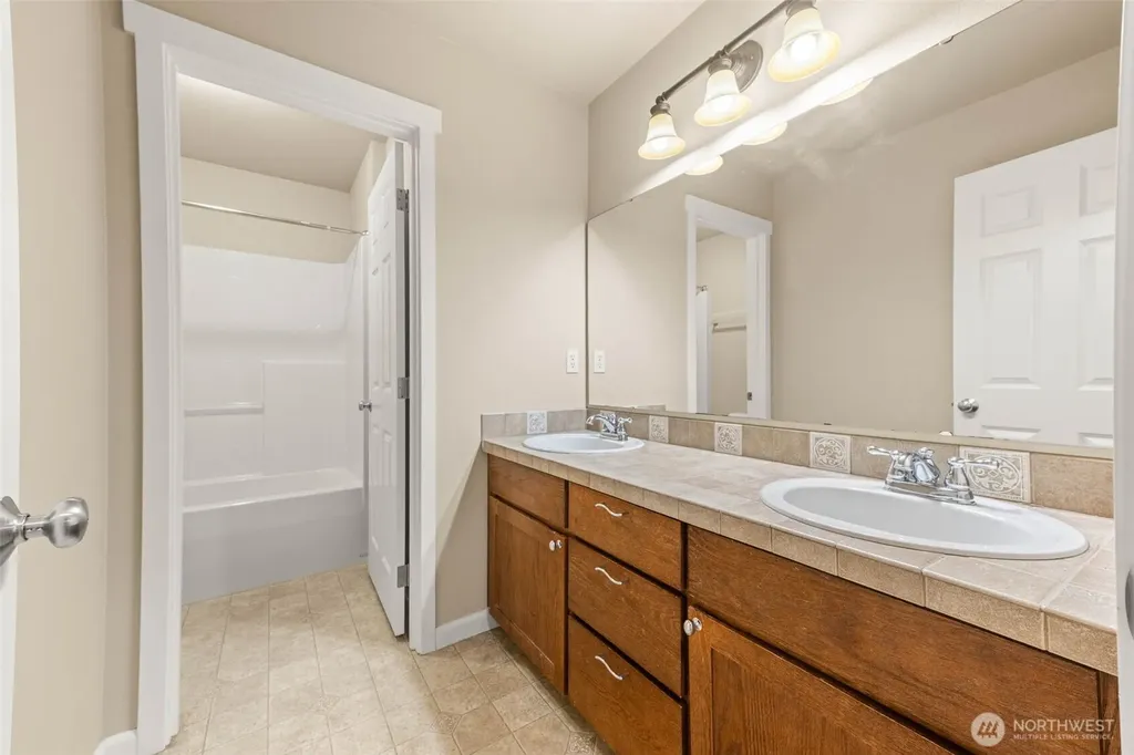 7076 Prism Street SE Lacey WA 98513