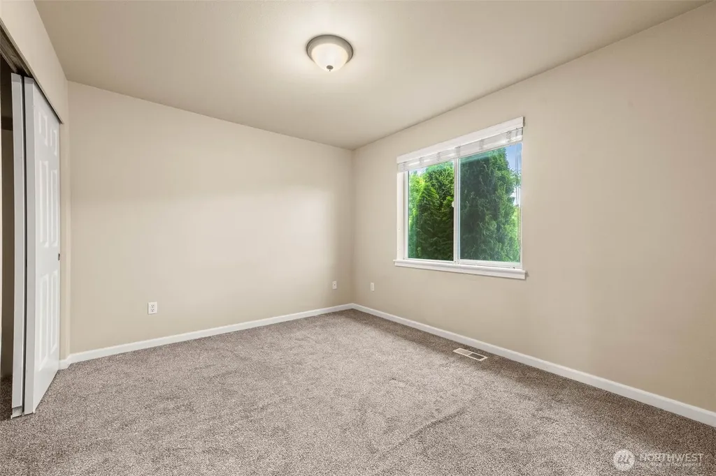 7076 Prism Street SE Lacey WA 98513