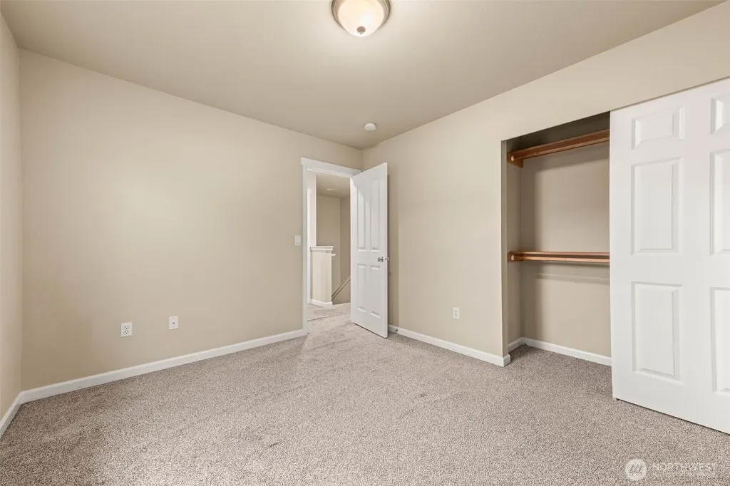 7076 Prism Street SE Lacey WA 98513