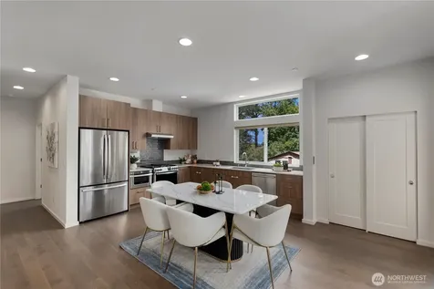 18309 11th Avenue NE Shoreline WA 98155