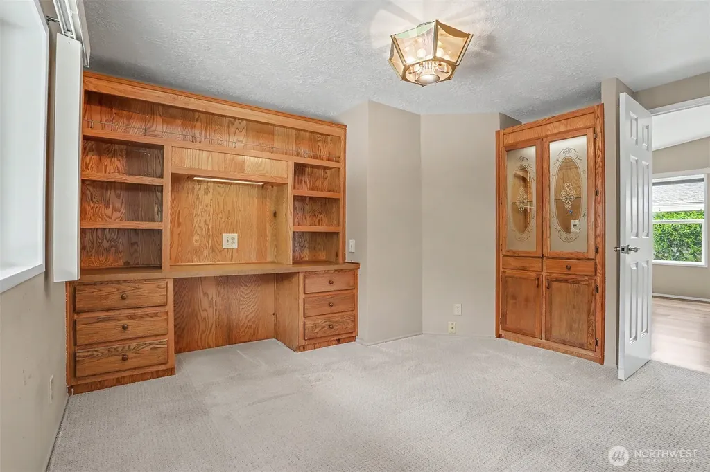905 243rd Street SW Bothell WA 98021