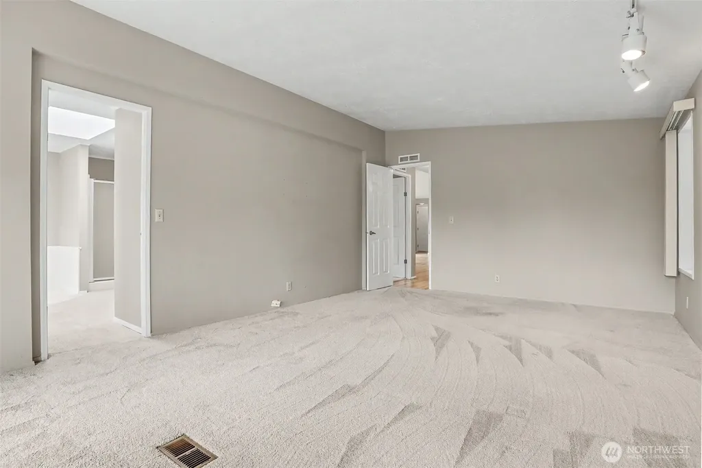 905 243rd Street SW Bothell WA 98021