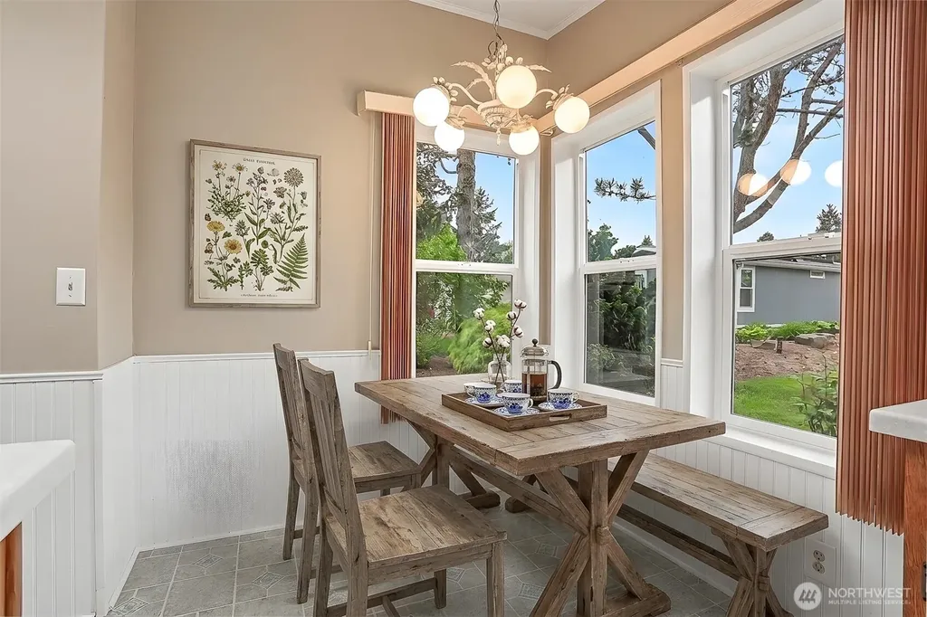 905 243rd Street SW Bothell WA 98021