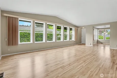 905 243rd Street SW Bothell WA 98021