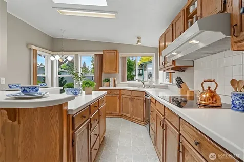 905 243rd Street SW Bothell WA 98021