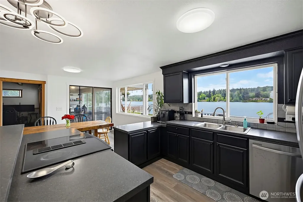 33915 Tanwax Court E Eatonville WA 98328
