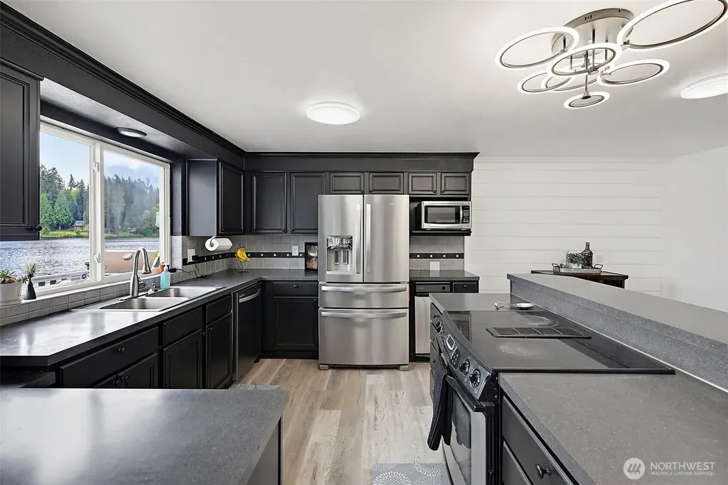 33915 Tanwax Court E Eatonville WA 98328
