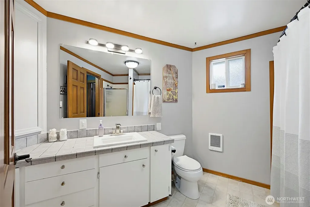 33915 Tanwax Court E Eatonville WA 98328