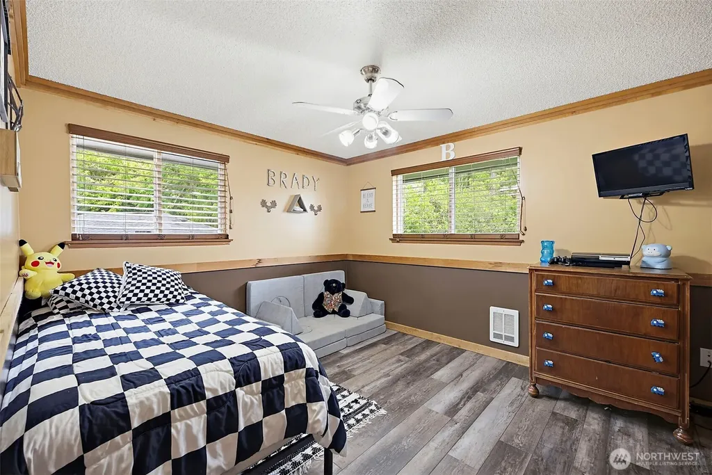 33915 Tanwax Court E Eatonville WA 98328