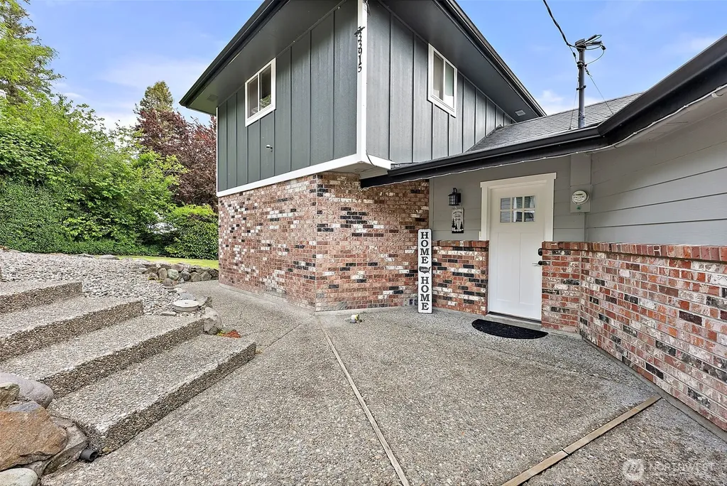33915 Tanwax Court E Eatonville WA 98328
