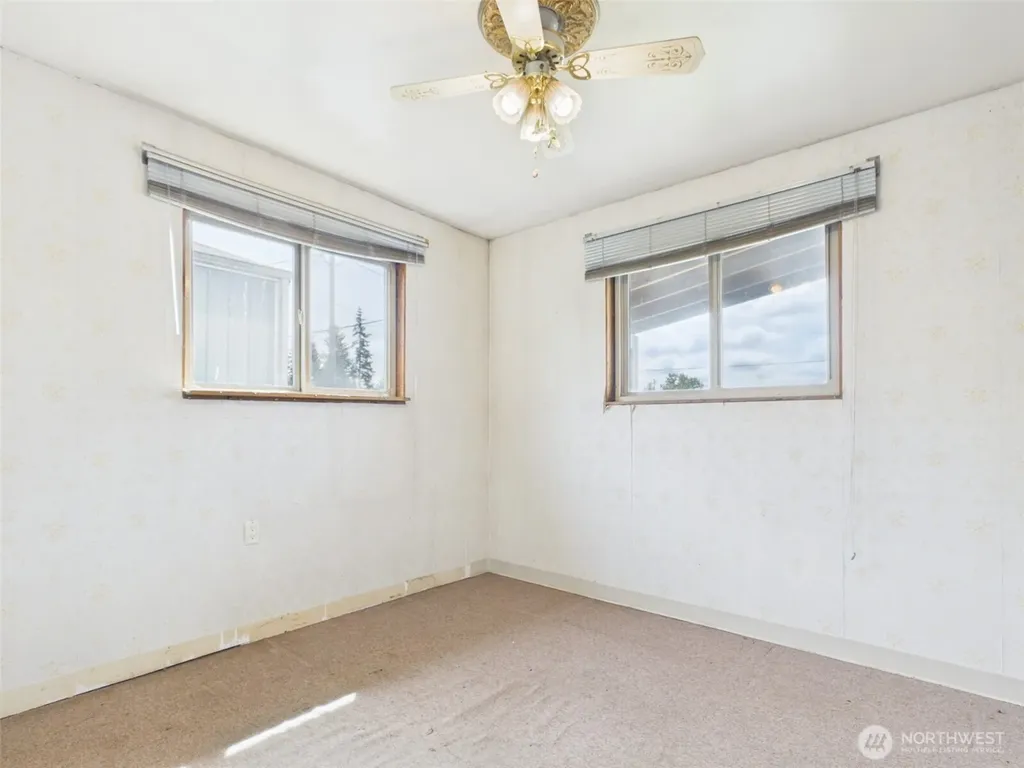 316 E Curtis Street Aberdeen WA 98520