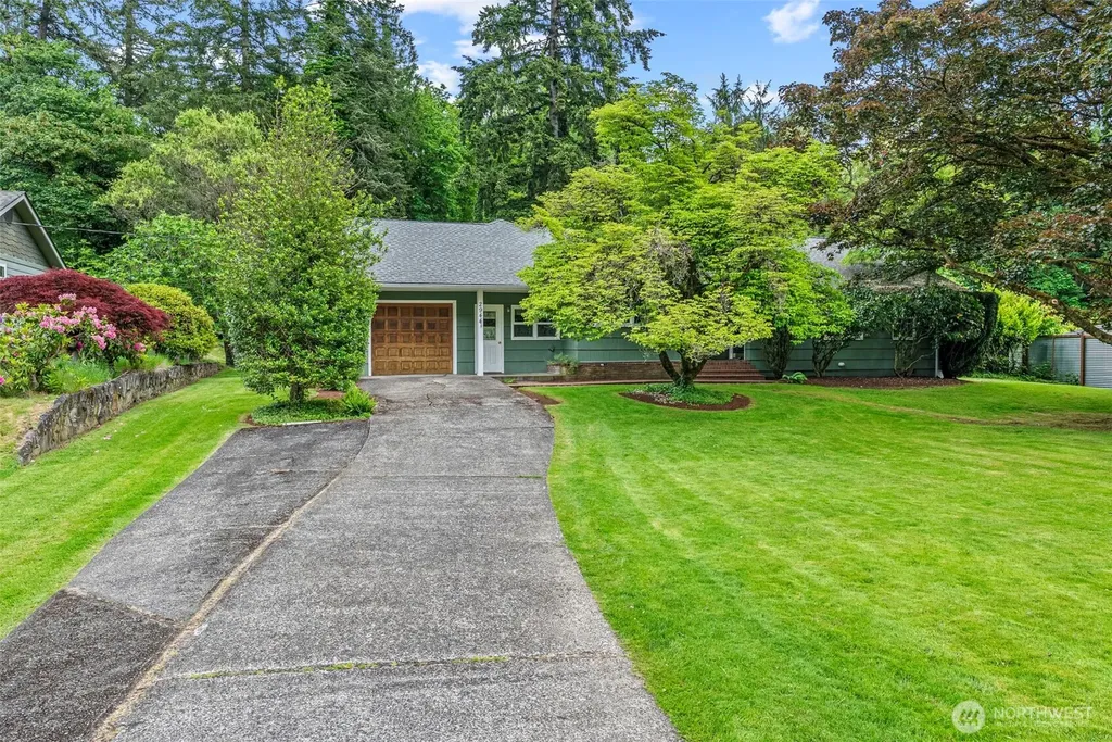 2944 Madrona Drive Longview WA 98632