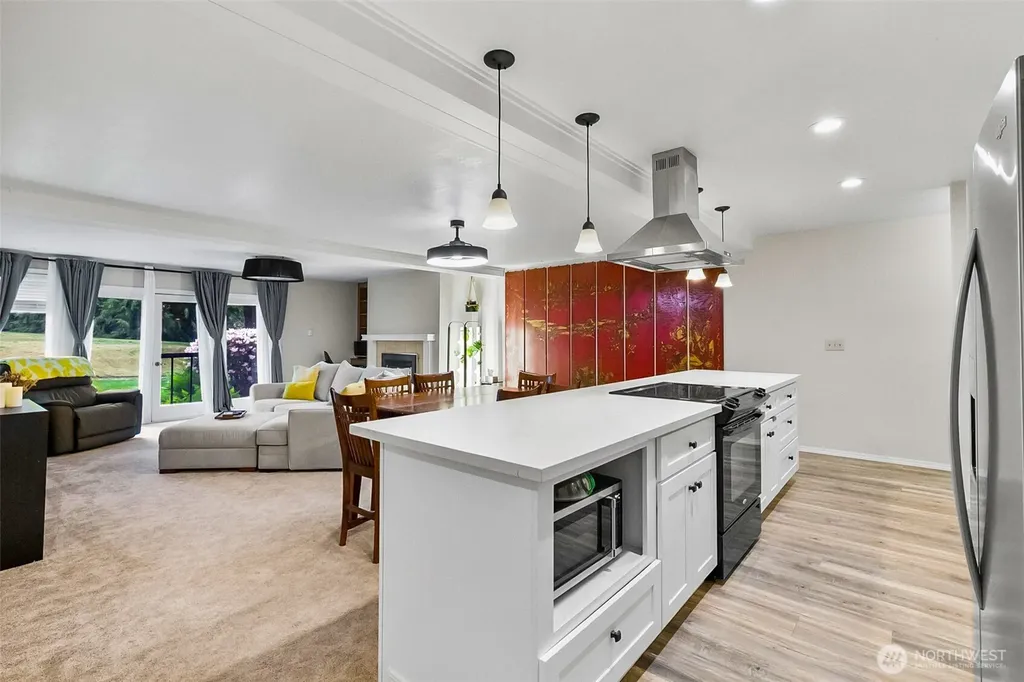 6930 Woodlands Way Arlington WA 98223