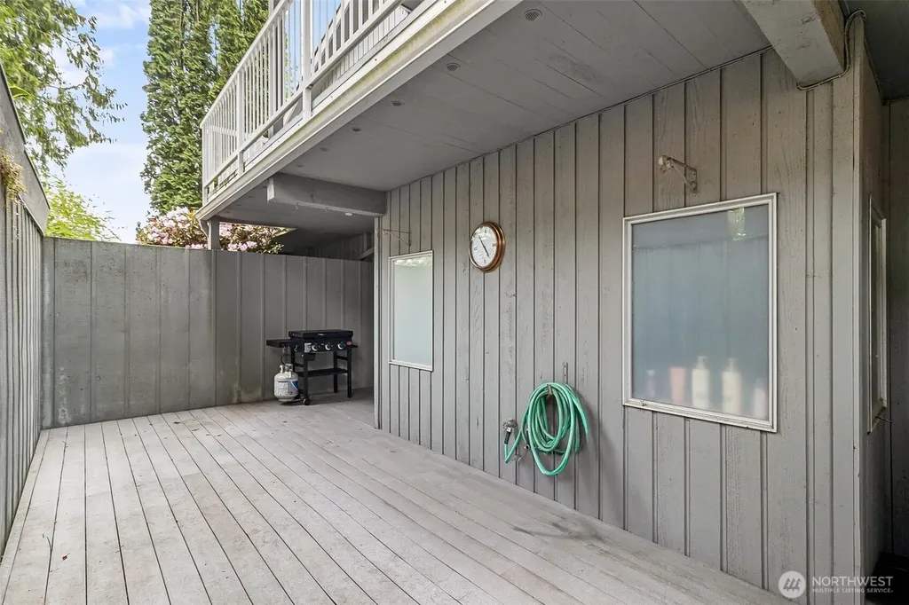 6930 Woodlands Way Arlington WA 98223