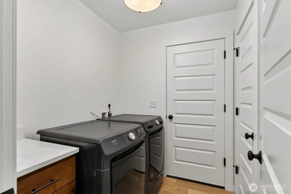 1701 Hemlock Drive Camano Island WA 98282