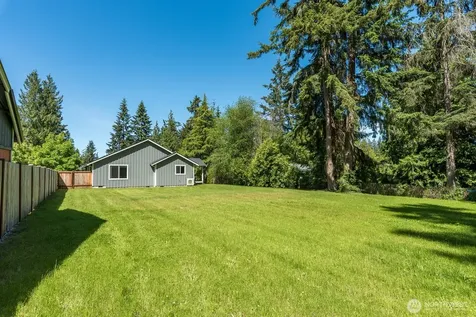 1701 Hemlock Drive Camano Island WA 98282