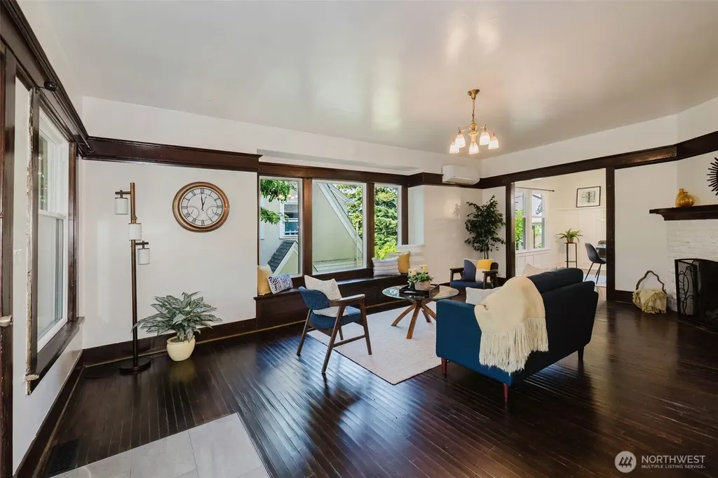 1922 4th Street Bremerton WA 98337