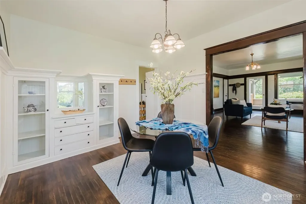 1922 4th Street Bremerton WA 98337