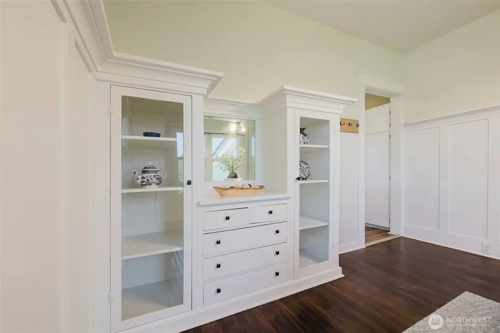 1922 4th Street Bremerton WA 98337