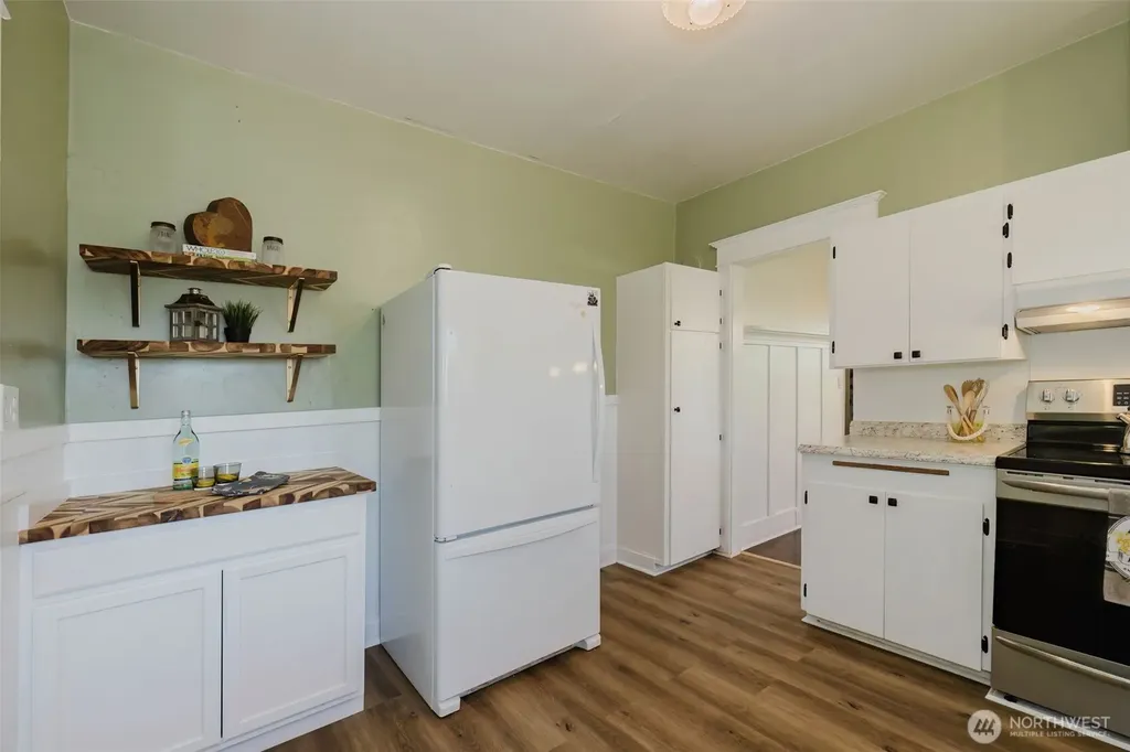 1922 4th Street Bremerton WA 98337