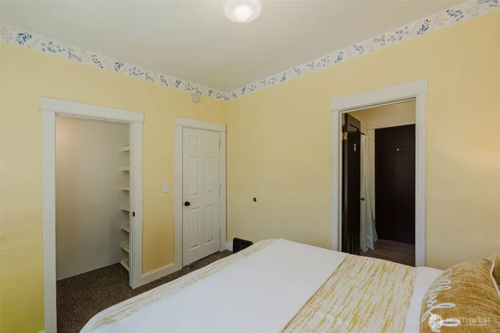 1922 4th Street Bremerton WA 98337