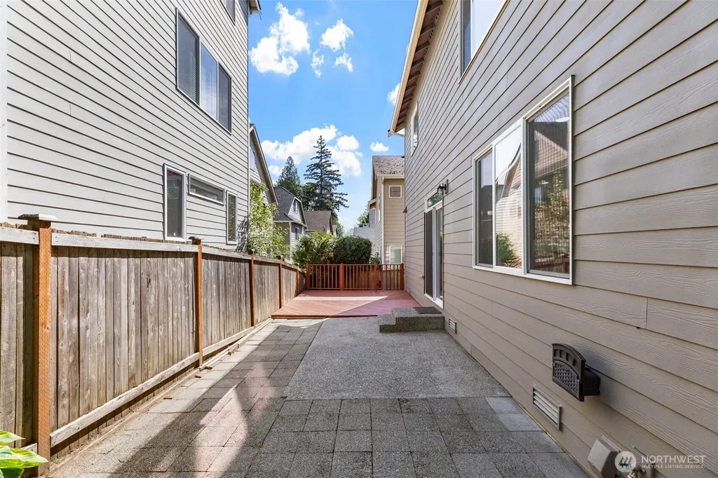 303 202nd Place SE Bothell WA 98012