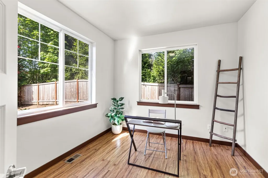 303 202nd Place SE Bothell WA 98012