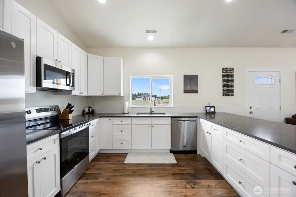 6444 Rd 2.05 NE Moses Lake WA 98837