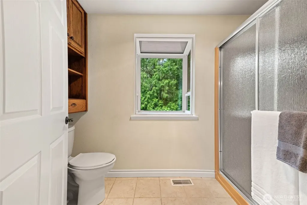 11008 Cowlitz Drive SE Olympia WA 98501